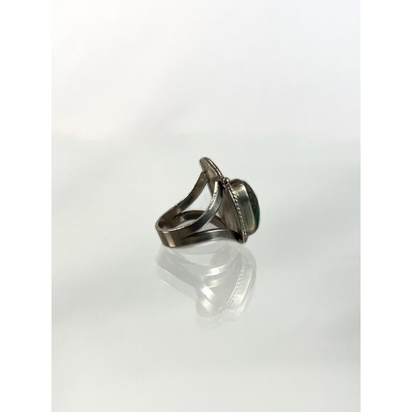 Vintage Accessories - Jewelry - Silver Ring Green Stone w Crystals - Size 6.25 - Picture 3 of 8